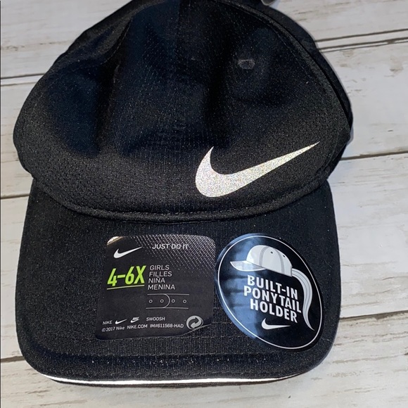nike ponytail hat